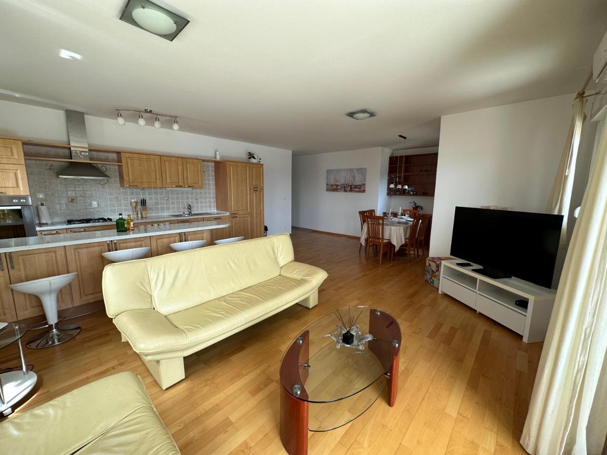 Aurora Luxury Apartment Trogir Buitenkant foto