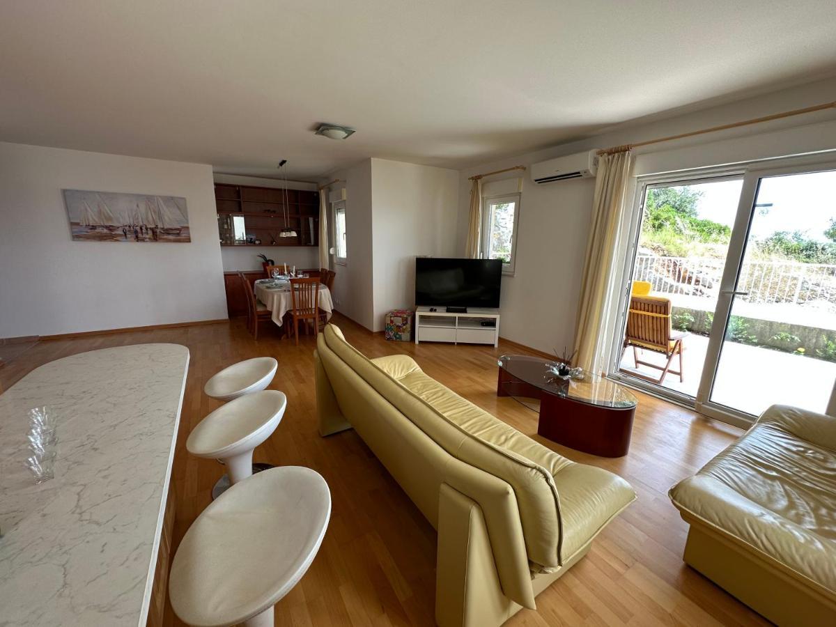 Aurora Luxury Apartment Trogir Buitenkant foto