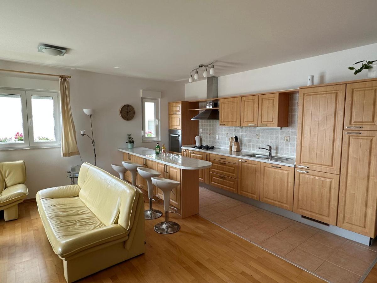 Aurora Luxury Apartment Trogir Buitenkant foto