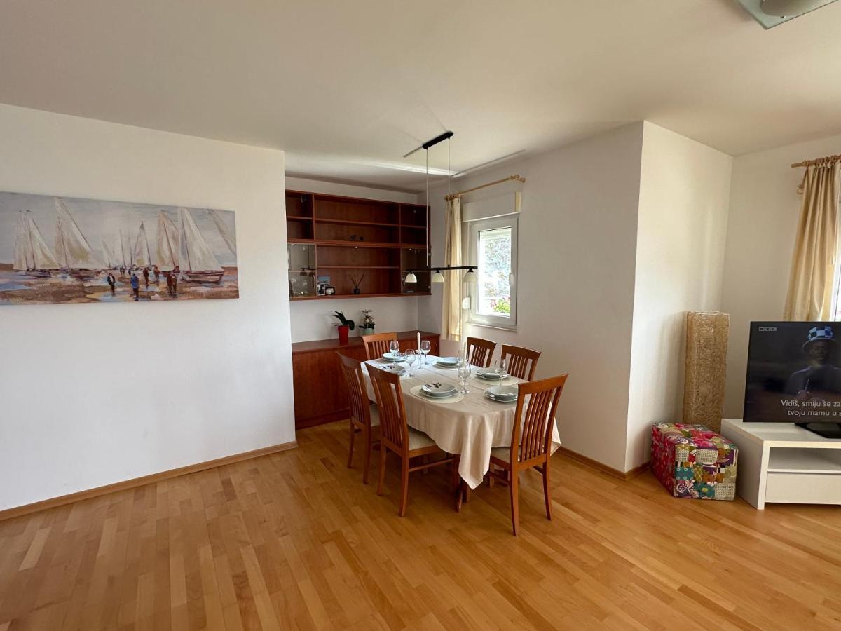 Aurora Luxury Apartment Trogir Buitenkant foto